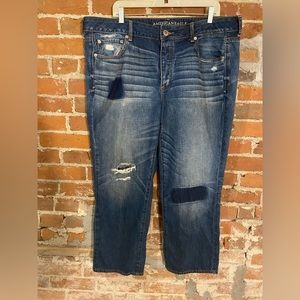 Women’s American Eagle Boy Crop Jeans Size 18 Distressed